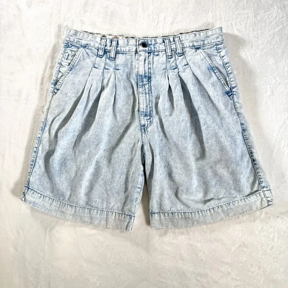VTG 80s 90s Levi’s Coasters Acid Wash Pleated Denim Shorts Light Wash Jorts